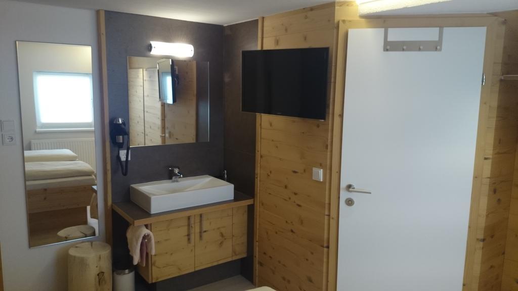 Tischlerei Rudigier Vermietung Kappl  Chambre photo